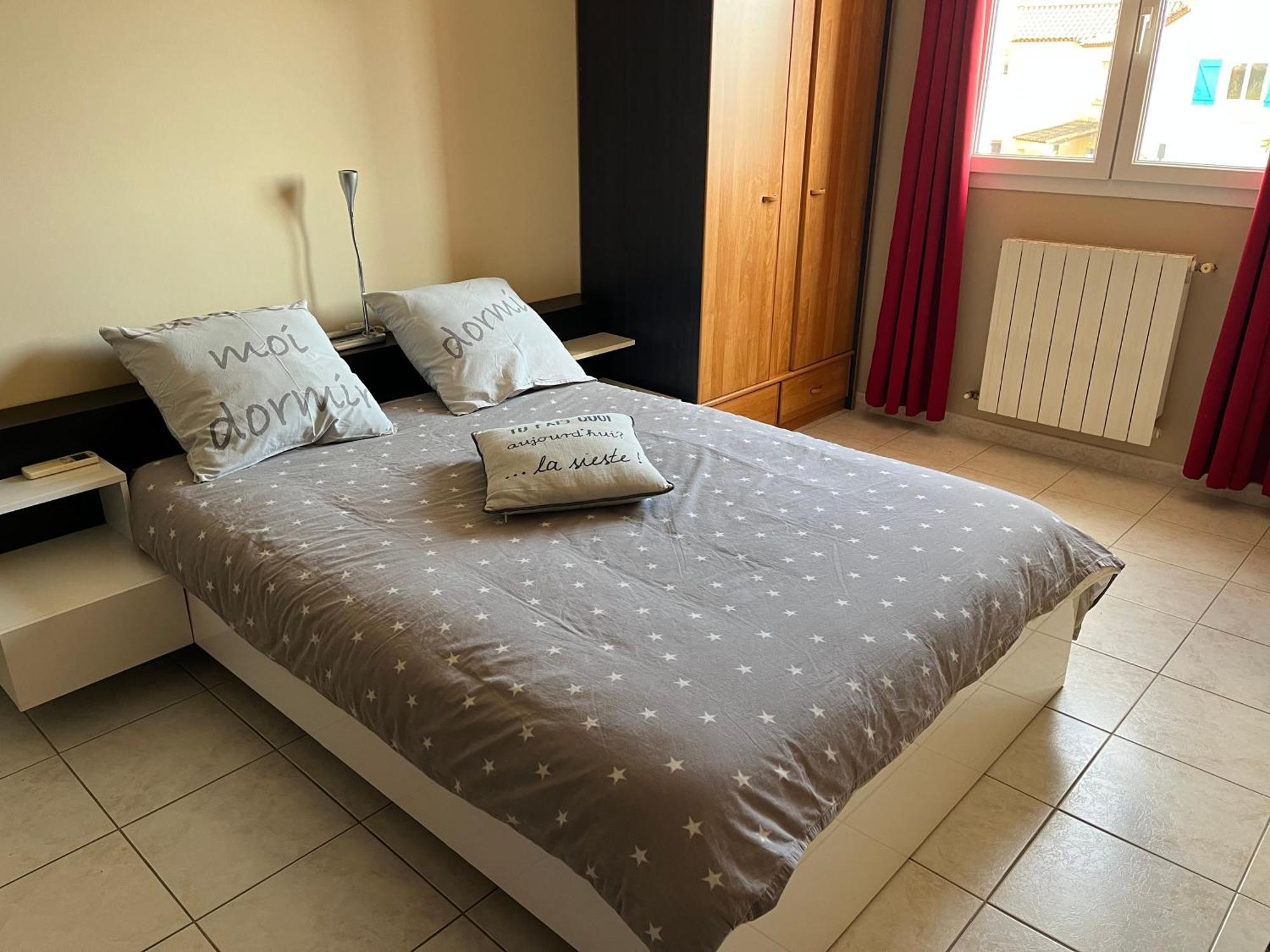 Villa Avec Piscine Gallargues-le-Montueux Zewnętrze zdjęcie